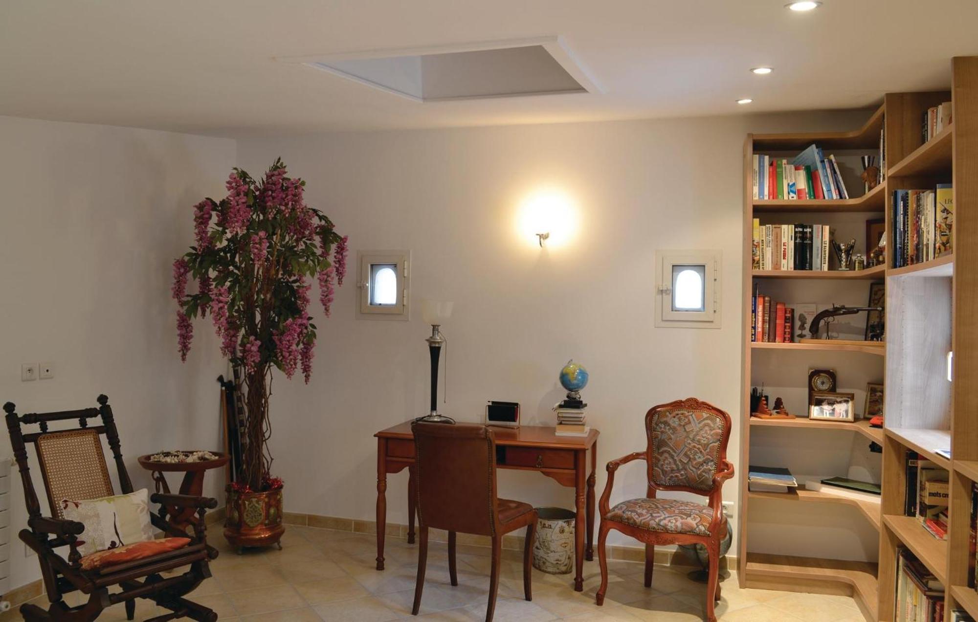 Awesome Home In Toulon Extérieur photo